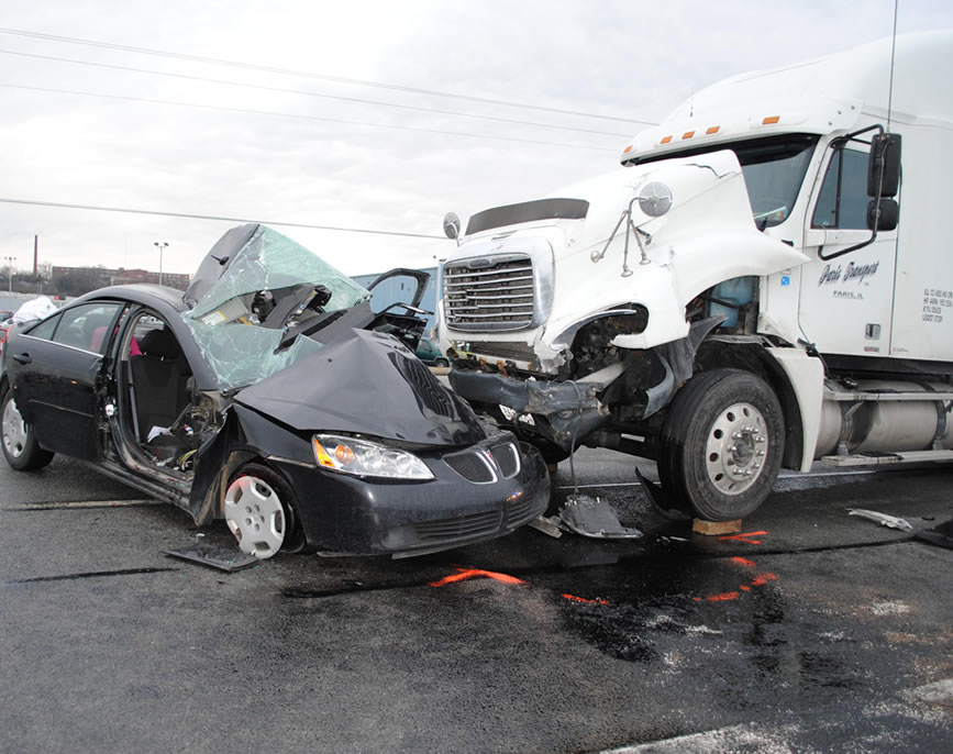 abogados de accidentes de camiones en palmdale